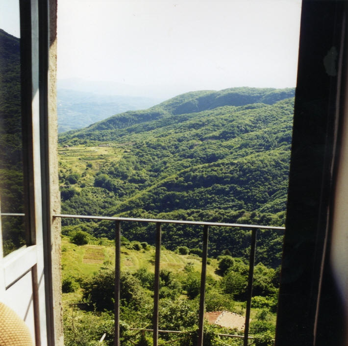 18 Ausblick vom Wohnzimmer des Armonia.jpg